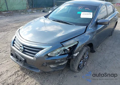 2015 Nissan Altima 2.5 S z USA, uszkodzony, nr VIN 1N4AL3AP5FN902234